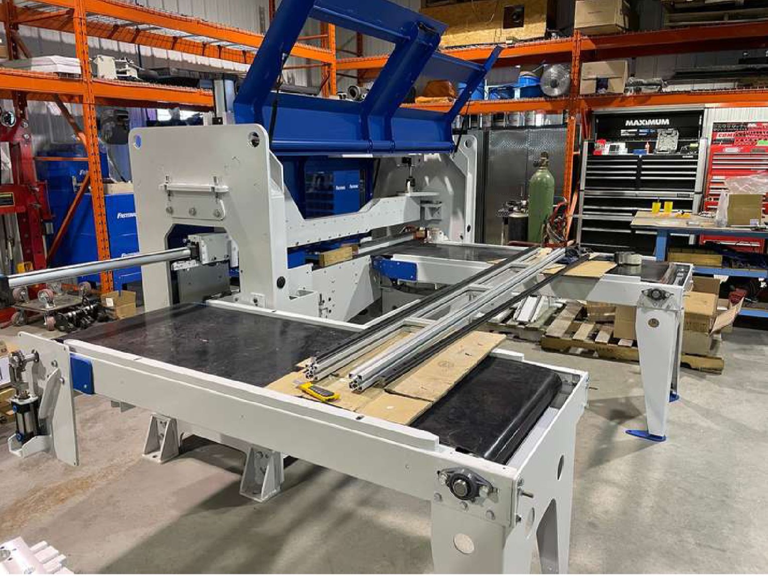 CNC pour composantes de portes